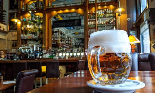 Plzeň: Hotel Ibis *** s prehliadkou pivovaru Pilsner Urquell/vinárstva Bohemia sekt s degustáciou + polpenzia
