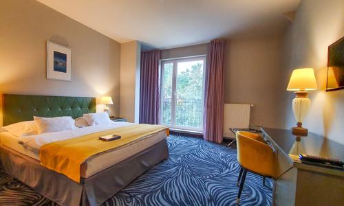 Pobyt 3 km od centra Karlových Varov: Parkhotel Carlsbad Inn **** s privátnym wellness, procedúrou + polpenzia