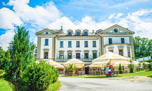 Pobyt pri Benešove a len 5 km od zámku v Golf & Spa Resort Konopiště **** so stravou podľa výberu a wellness