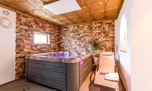 Pobyt pri Karlových Varoch a CHKO Slavkovský les: 3* Hotel Sherwood s raňajkami/polpenziou + privátne wellness