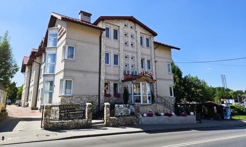 Pobyt pri soľnej bani Wieliczka a Krakove v Hoteli Galicja *** s polpenziou, masážou či herňou + deti v cene