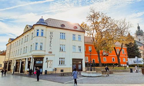 Pobyt v srdci Győru len 800 m od termálov: Hotel Domus Collis **** s bohatými raňajkami a vybavenou kuchynkou
