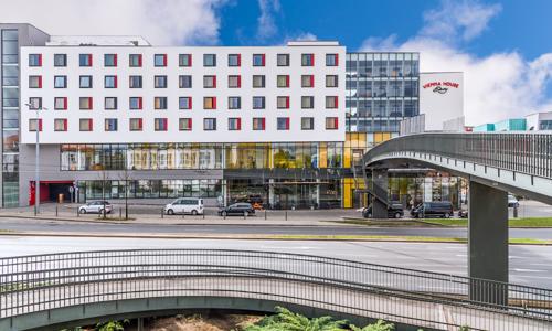 Pobyt v srdci Plzne pri pivovare: Hotel Vienna House Easy by Wyndham Pilsen **** s raňajkami + zľava na saunu