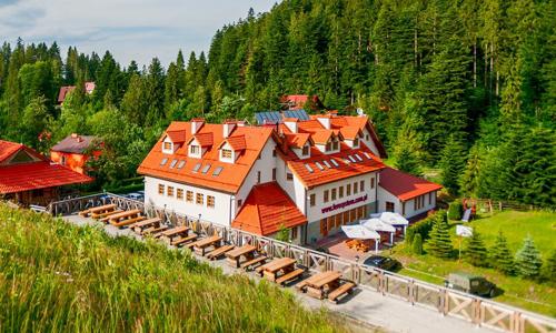 Poľské Beskydy: Korbielów v Hoteli Fero Lux s raňajkami/polpenziou a neobmedzeným wellness s bazénom aj saunou