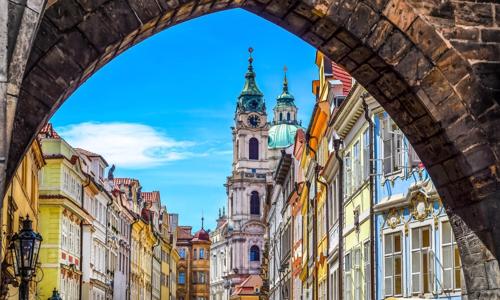 Praha pri prírodnom parku v Hoteli Smaragd *** s raňajkami či polpenziou a detským ihriskom + maznáčik zdarma