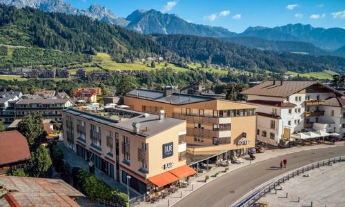 Rakúske Alpy: TUI BLUE Schladming *** s polpenziou, 3 saunami a vyhliadkovou relaxačnou terasou + karta zliav