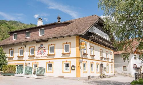 Rakúsko: Salzbursko v slovenskom Penzióne Gasthof Mentenwirt s polpenziou a kartou Lungau so vstupmi zadarmo