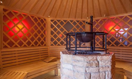 Relax v Celldömölku: Vulkán Wellness Hotel & Camping s polpenziou + termály neobmedzene (8 bazénov a 4 sauny)