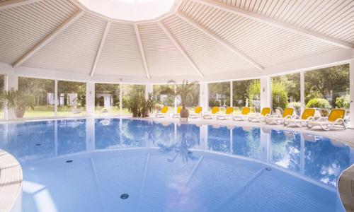 Relax v Nemecku: Švábska Jura v Hoteli Traube Revital **** s raňajkami a wellness centrom + káva, čaj a dezert