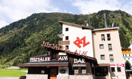 Relax v Tirolských Alpách: Alpine B&B s raňajkami a každodenným vstupom do wellness + požičanie výbavy na túru
