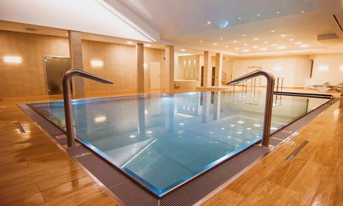 Romantika v CHKO Slavkovský les blízko Karlových Varov v Hoteli U Zámečku *** s wellness a polpenziou + masáž