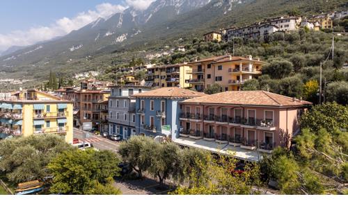 Severné Taliansko v Hoteli Smeraldo *** na brehu Lago di Garda s polpenziou + súkromná pláž a výlet loďou