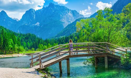 Slovinsko pri Triglavskom NP v Hoteli Ramada Resort **** s polpenziou, bazénom, zábavnými aktivitami a zľavami