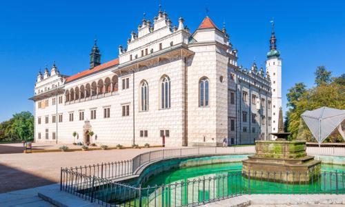 Smetanov Litomyšl (UNESCO) v Pensione U Háje s raňajkami, saunou, vychádzkou na koči či vstupom do bazéna