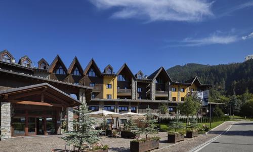 Talianske Alpy pri Ponte di Legno: Dovolenka v Hoteli Blu Hotel Acquaseria **** s polpenziou + animácie