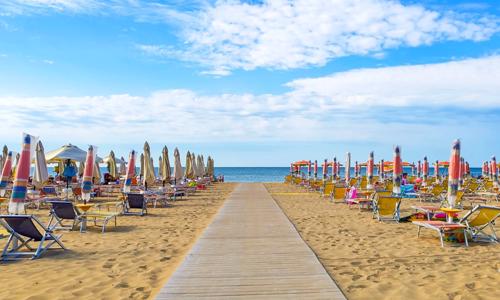 Taliansko: Bibione len 100 m od termálnych kúpeľov a 300 m od pláže v Residenza delle Terme + vonkajší bazén