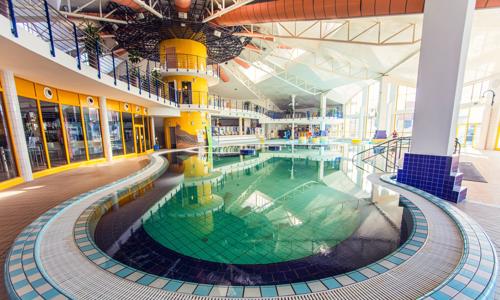 TOP pobyt 2024 v kúpeľoch: Park Inn by Radisson Sárvár **** s termálnymi bazénmi a all inclusive + animácie