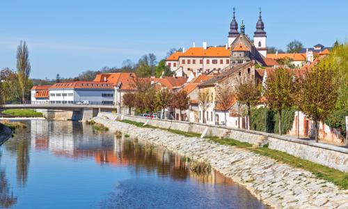 Třebíč priamo v centre v Hoteli Zlatý Kříž *** s raňajkami, relaxáciou v saune a posedením pri čaji a limonáde