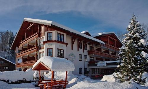 Údolie Allgäu pri ski areáloch: Königshof Hotel Resort - Adult Only ****+ s polpenziou a wellness (2500 m²)
