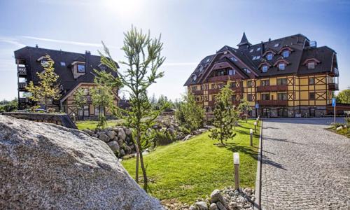 Vysoké Tatry pod Lomnickým štítom Aplend Hotel Kukučka **** s raňajkami, wellness aj fitness centrom + zľavy