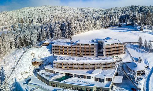 Wellness pobyt pri alpských skiareáloch: Tirolsko v NIDUM Casual Luxury Hoteli s polpenziou + bazén a sauny
