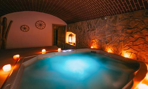 Žďárské vrchy: Wellness Penzión Marta s raňajkami/polpenziou a wellness centrom (vírivka, 3 sauny) + vyžitie
